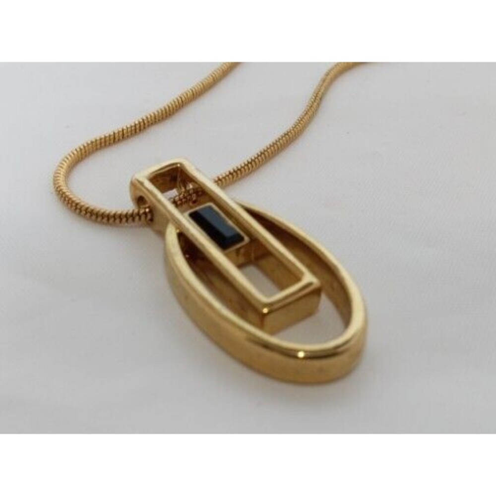 Lia Sophia Pendant Necklace Goldtone With Black Stone - 15- 18in - Picture 7 of 7